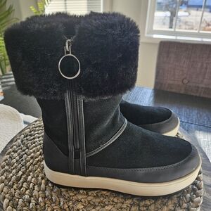 Koolaburra by Ugg Tynlee Boots